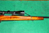 Weatherby Mark V Deluxe - 300 Weatherby Magnum - 3 of 5