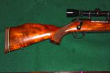 Weatherby Mark V Deluxe - 257 Weatherby Magnum - 2 of 5
