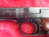 Smith & Wesson - 7 of 10