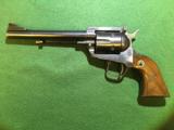 .44 Magnum Flattop Ruger Blackhawk - 2 of 8