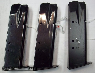Sig Sauer P226 12 rd. Mags.