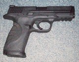 Smith & Wesson M&P 40 - 2 of 2