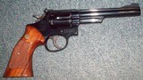 Smith & Wesson model 19-4.357 MAGNUM - 3 of 4