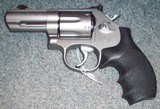Smith & Wesson Model 66-6
PERFORMANCE CENTER revolver - 1 of 3