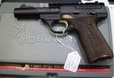 Browning CUSTOM Buckmark 22 Cal. - 2 of 3