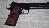 Richard Heini Custom NIGHTHAWK 1911 - 1 of 5