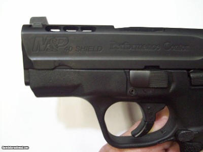 Smith & Wesson Performance Center Shield - Image 3 of 3