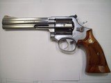Smith & Wesson 686-3 - 1 of 4