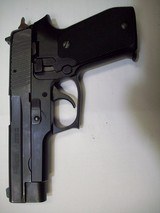 WEST GERMAN Sig. P220
.45 ACP - 4 of 6