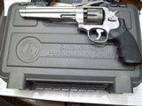 Smith & Wesson 929 PERFORMANCE CENTER 9mm. Cal. - 2 of 3