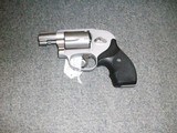 Smith & Wesson 638-2 AIRWEIGHT - 1 of 3