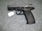 Smith & Wesson M&P 22 - 2 of 3