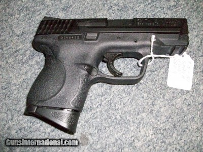 Smith & Wesson M&P9 - Image 2 of 3