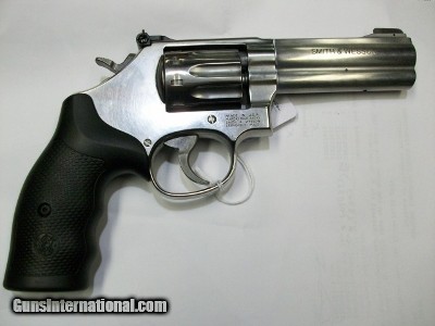 Smith & Wesson 617.22 Cal. 10 SHOT - Image 2 of 2
