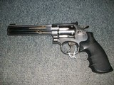 Smith & Wesson 17-1.22 Cal. - 1 of 2