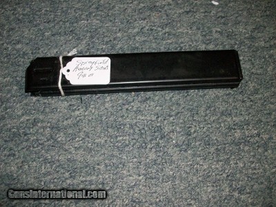 Springfield Armory Saint 32 rd. 9mm.
mag.