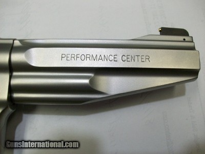 Smith & Wesson 627-5 PERFORMANCE CENTER - Image 4 of 7