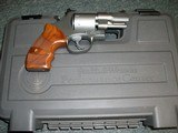 Smith & Wesson PERFORMANCE CENTER 627-6 - 6 of 6