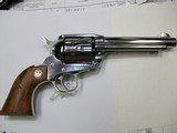 Ruger Vaquero
.3567. Mag. - 3 of 4