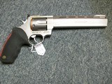 Taurus RAGING BULL .44 MAGNUM