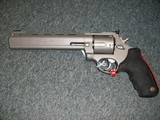 Taurus RAGING BULL
.454 Casul