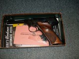 Colt Woodsman
SPORT 22 Cal. - 2 of 8