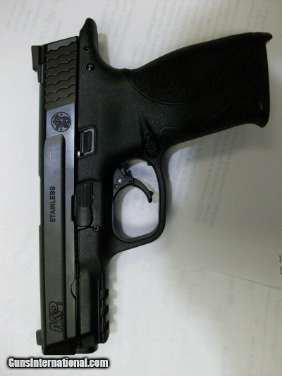 Smith & Wesson M&P9 - Image 3 of 4