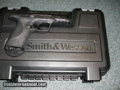 Smith & Wesson M&P9 - Image 1 of 4