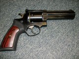 Ruger GP 100 LIPSEY's EXCLUSIVE
.44 Spl. - 4 of 5