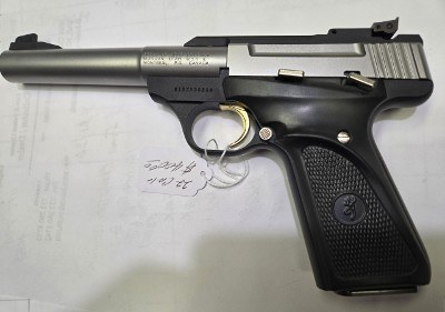 Browning Buckmark - Image 1 of 2