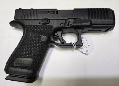 GLOCK 19V - Image 3 of 3