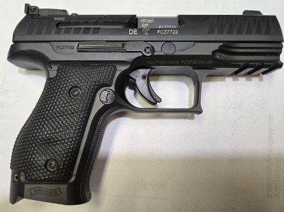Walther Q4 SF - Image 1 of 3