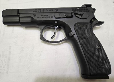 CZ 75 - Image 2 of 3