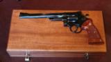 Smith & Wesson
27
.357
- 1 of 4