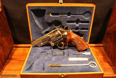 Smith & Wesson Model 29 .44 Mag -4 Screw