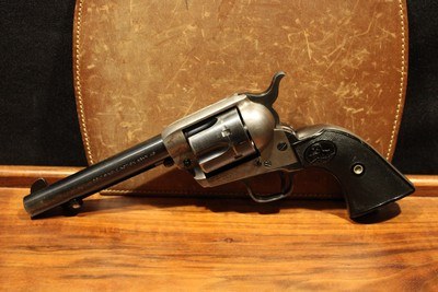 Colt SAA .45 Colt Artillery Model