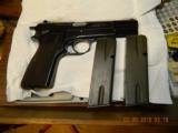 Browning hi power 9mm - 1 of 8