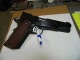 Les Baer Ultimate Master 45 acp - 1 of 8