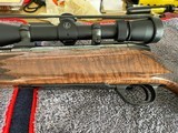Weatherby Mark V Deluxe .270 Weatherby Magnum - 12 of 14