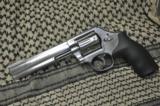 Smith & Wesson 686 Plus (7 rounds) 6 - 1 of 1