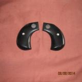 RUGER NVAQUERO BIRDS HEAD SINGLE ACTION EBONY GRIPS - 2 of 2