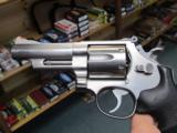 Smith & Wesson 629-1 Stainless steel 44 mag - 1 of 9