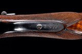 Truly Exceptional and exceedingly rare Holland and Holland Dominion Grade 8 Bore shotgun with fantastic custom Huey case - A wonderful big bore! - 8 of 14