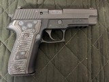 Excellent Sig Sauer P226 9mm with case and extra magazine