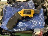 Charter Arms 38 special Gold Finger - 1 of 1