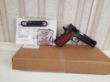 LES BAER ULTIMATE MASTER 1911 45 ACP - 1 of 1