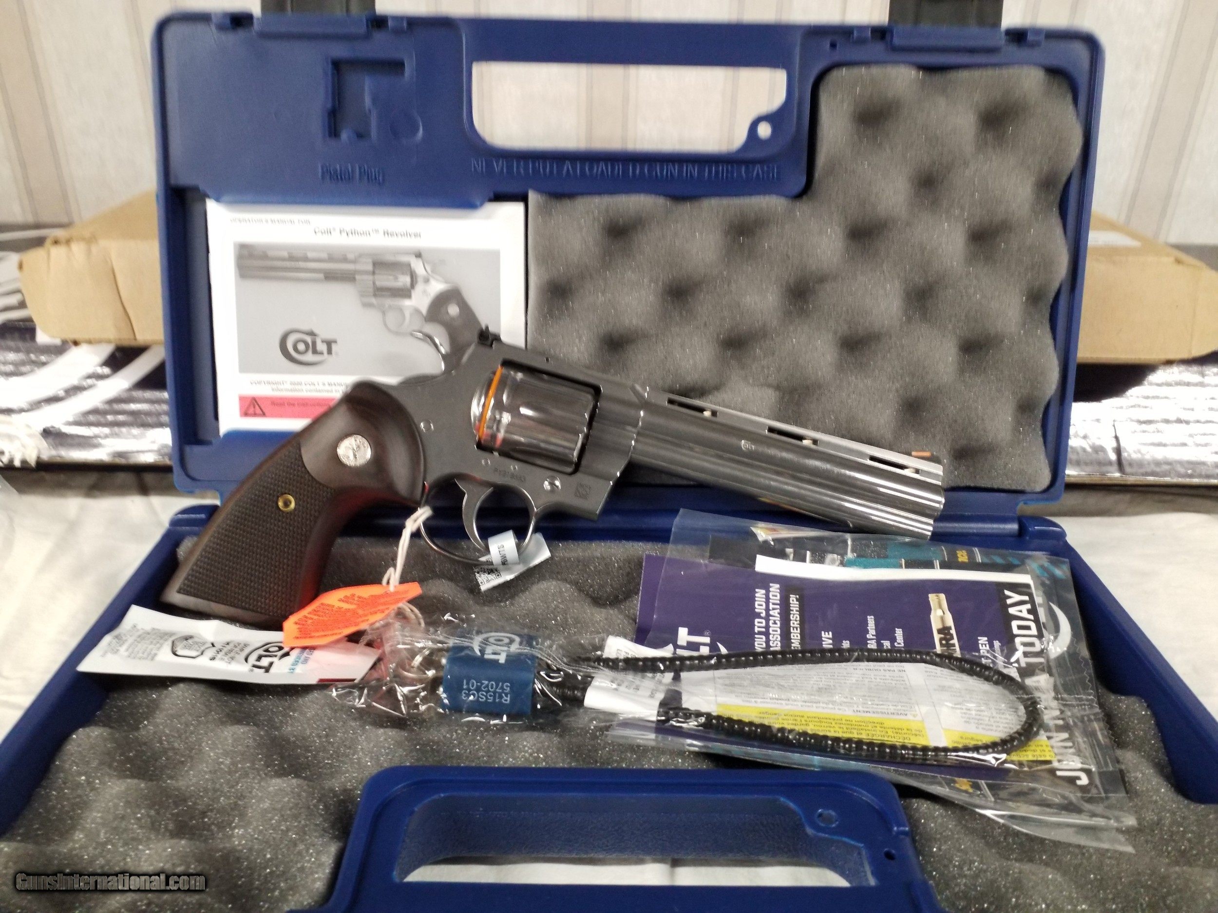 COLT PYTHON 6 INCH