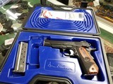 DAN WESSON GUARDIAN 9 MM BOBTAIL - 1 of 2
