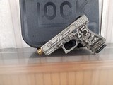GLOCK 19 TRUMP SPECIAL - 1 of 2