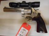 SMITH & WESSON 629 CLASSIC - 2 of 2
